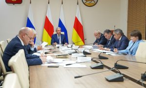 Борис Джанаев провел заседание комиссии по бюджетным проектировкам