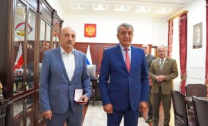 Ахсарбек Фадзаев удостоен медали «Во Славу Осетии»
