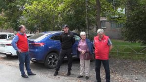 Адæмон фронты активисттæ цæрджыты курдиатмæ гæсгæ кусæг балцы уыдысты Мæздæджы