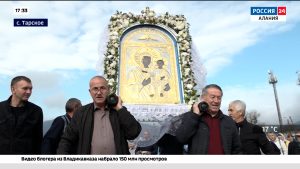 Православные верующие отметили праздник Казанской иконы Божией Матери