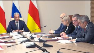 Хицауады сæрдар Дзанайты Барисы разамындæй уыд Хицауады æмбырд