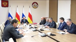 Борис Джанаев провел совещание с вице-премьерами Северной Осетии