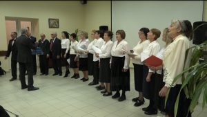 «Поющие сердца»: в Иристонском районе Владикавказа создали хор из вокалистов старшего поколения