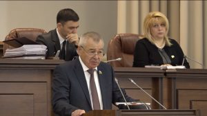 Заседание парламента: бюджет 2024 года, обеспечение лекарствами льготников, переименование ЦИК