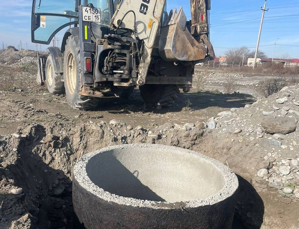 В Беслане продолжается обустройство нового парка на ул.Окружной