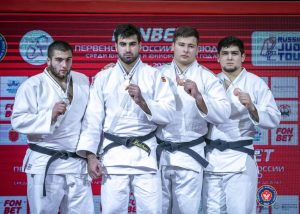 Арсен Кадзаев – серебряный призер первенства России по дзюдо среди юниоров