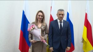 Хицауады хæдзары ацыд æрвылазон конкурс «Дзыллон информацион фæрæзтæ коррупцийы ныхмæ»-йы уæлахиздзауты хорзæх кæныны мадзал