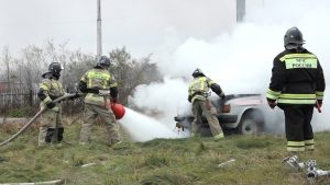 Пожарные и спасатели отработали действия по ликвидации последствий ДТП