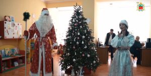 Мастерские Деда Мороза заработали в городских библиотеках Владикавказа