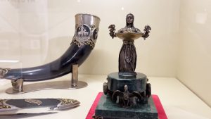 В Национальном музее открылась экспозиция мастеров народно-художественных промыслов