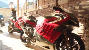 Цæгат Ирыстонмæ сластой, стæм чи сты, ахæм япойнаг мотоциклтæ