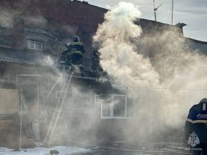 Огнеборцы ликвидировали пожар во Владикавказе