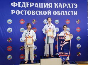 Осетинские спортсмены завоевали восемь наград на Открытом турнире Ростовской области по каратэ