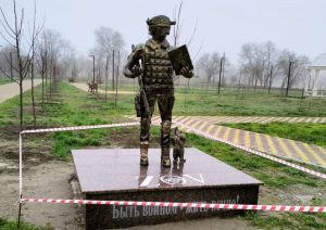 В Моздоке демонтировали не понравившийся горожанам памятник бойцам СВО