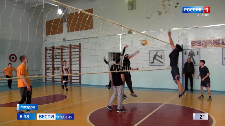 В Моздоке прошел традиционный турнир по волейболу