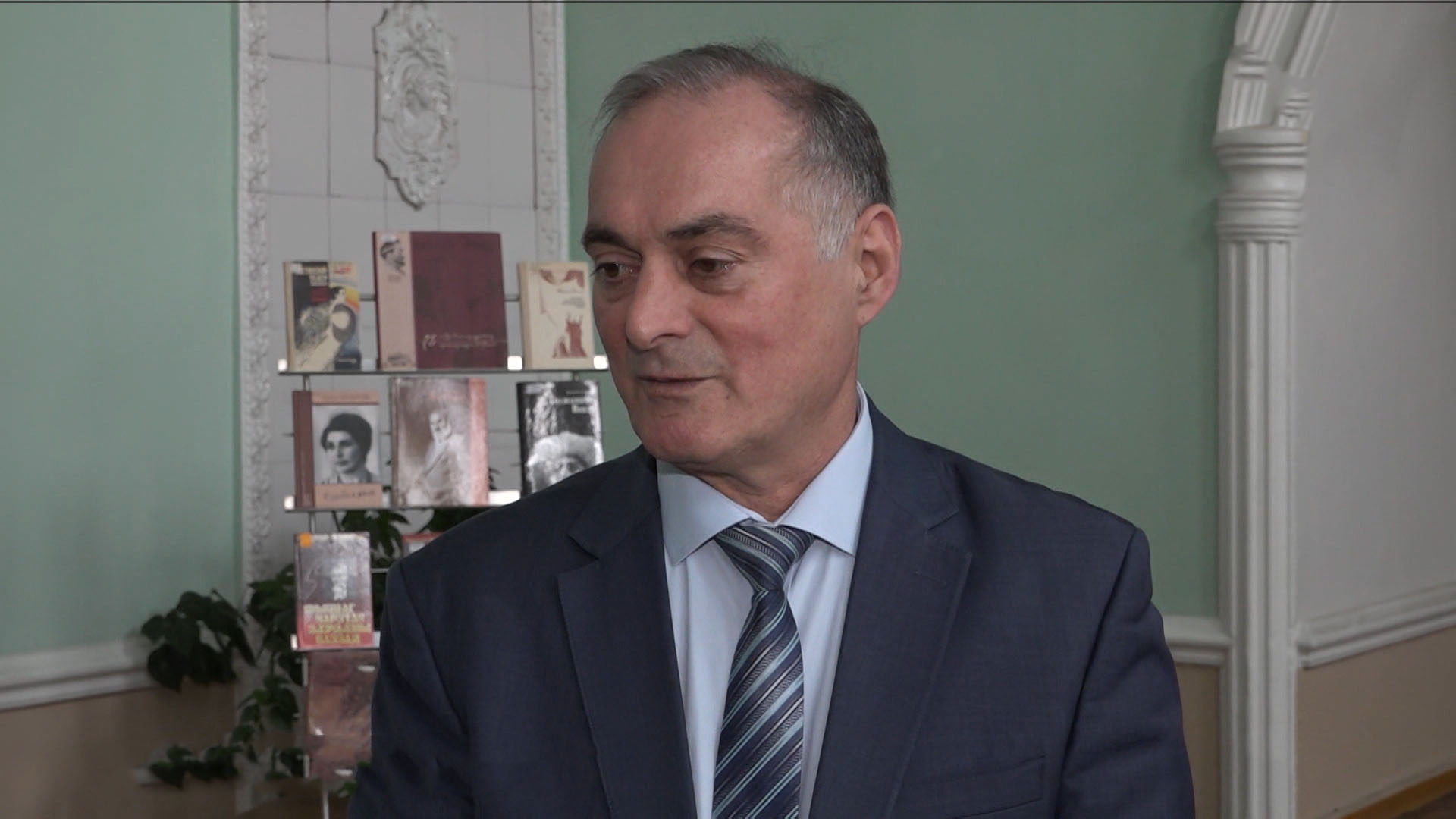 Народный артист Южной и Северной Осетии Валерий Цариев покинул СОГАТ после премьеры «Отелло»