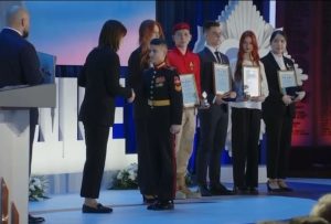 Волонтерский отряд Суворовского военного училища стал лауреатом Всероссийской инициативы «Горячее сердце»