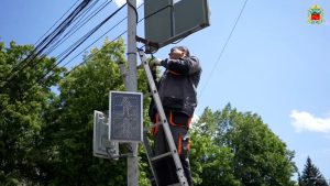 Во Владикавказе приступили к замене светофоров