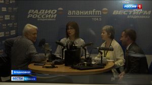 Сегодня в течение всего дня радио «FM Алания» проводило благотворительный марафон «Сердце Алании» в поддержку четырехлетней Дзерассы Кибизовой