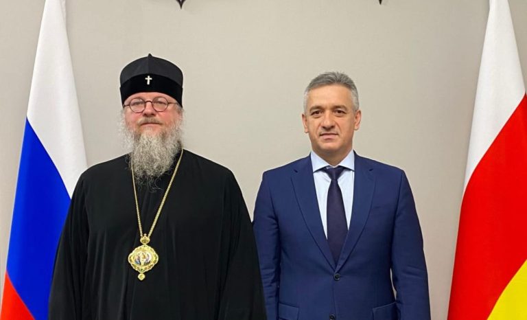 Ибрагим Гобеев провел рабочую встречу с архиепископом Владикавказским и Аланским Герасимом