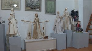Во Владикавказе открылась выставка авторских кукол