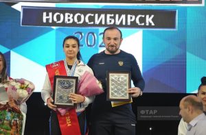 Зарина Гусалова и Тимур Наниев стали чемпионами России по тяжелой атлетике, Арсен Наниев – серебряный призер