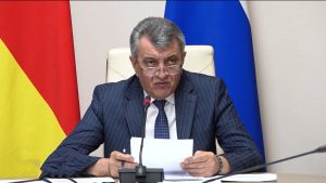 Республикæйы ахуырады æмæ наукæйы министрад ног ахуыры азмæ балхæдта 365 мин чиныджы