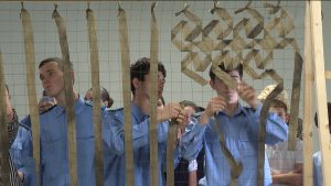 Гимназ «Диалог»-ы уыд дæсныйадæвдисæг ахуыр маскировкæгæнæн хызтæ быйынæй