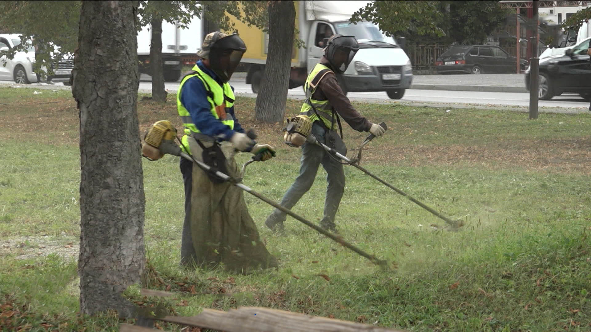 Амбрози у æппæтæй зианхæссæгдæр хæмпæлгæрдæгтæй иу