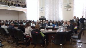 Нырыккон дунейы адæймаджы карæн æмæ царды хæрзхъæддзинадæн разамынд дæттын:  æцæгдзинад æмæ гæнæнтæ