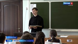 Ахуыргæнæг – алы сывæллоны царды ирд фæд чи ныууадзы, ахæм адæймаг