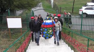 Родные фронтовика из Астраханской области Федора Федорова, погибшего в Великую Отечественную, посетили братскую могилу в Предгорном