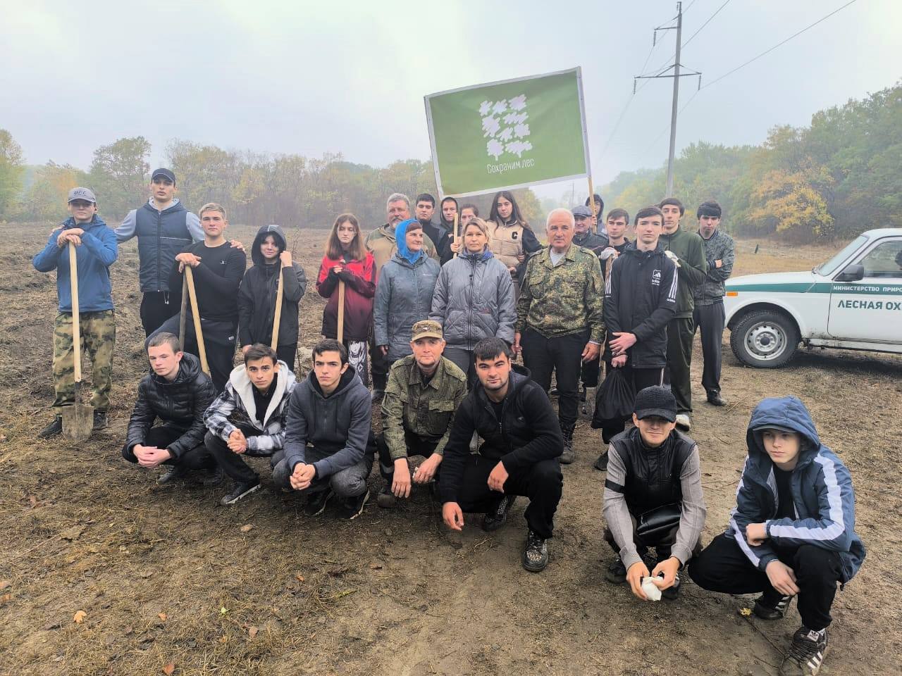 В Моздокском районе высадили 500 саженцев ореха грецкого