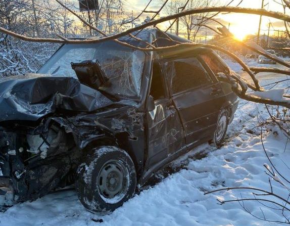 Столкновение легкового автомобиля с поездом произошло на железнодорожном переезде перегона станций «Колонка – Беслан»