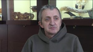 Мастер резьбы по кости Алан Засеев создает уникальные шедевры и обучает своему ремеслу всех желающих