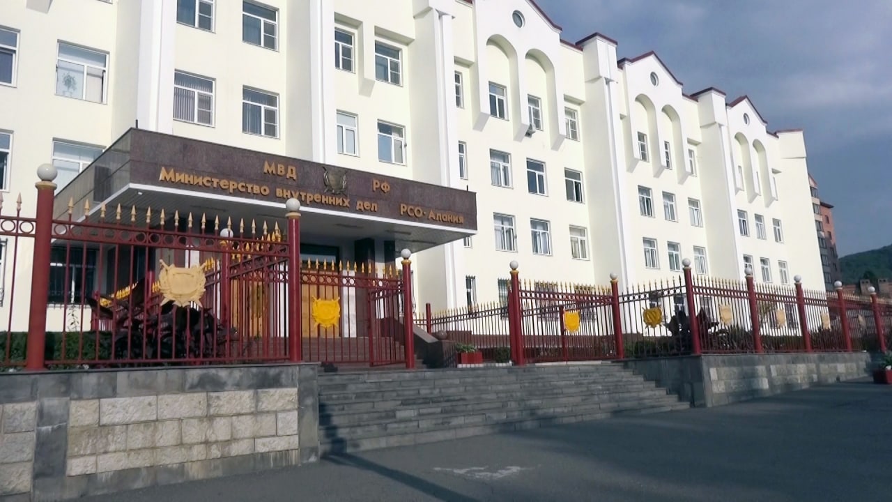26-летняя жительница Владикавказа потеряла 245 тыс. рублей, попавшись на уловку мошенников 26-летняя жительница Владикавказа потеряла 245 тыс. рублей, попавшись на уловку мошенников