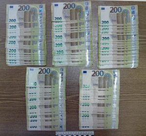 Контрабанду 100 тыс. евро в Грузию пресекли североосетинские таможенники