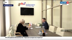 Поддержку участников СВО и их семей обсудили сенатор Виталий Назаренко и руководитель отделения фонда «Защитники Отечества» Марина Хетагурова