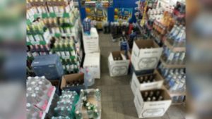 Во Владикавказе задержали торговцев контрафактным алкоголем