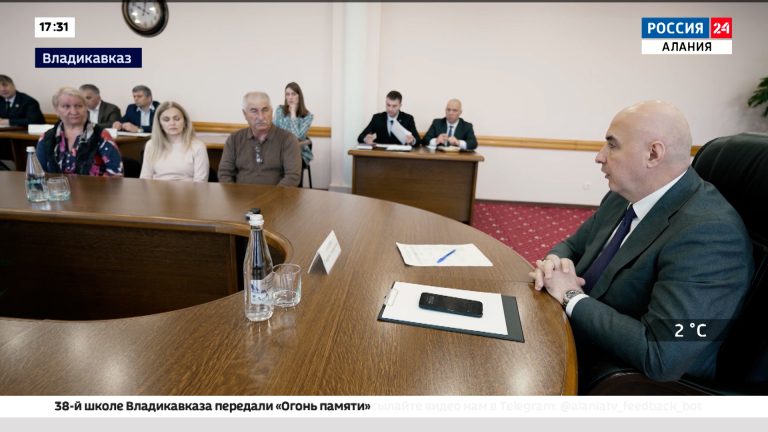 Первый вице-премьер Георгий Атаров повел очередной прием граждан