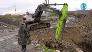 Во Владикавказе демонтировал мост, незаконно установленный через реку Черная