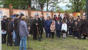 Сырх тулдзы талатæ ныссагътой Дзуарыхъæуы Гæздæнты æфсымæртæн цыртдзæвæны цур
