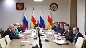 Аппаратное совещание: всероссийское онлайн-голосование, подготовка к Дню Победы