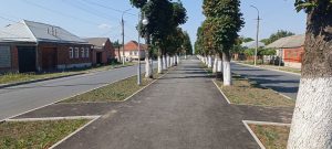 В Алагире продолжается благоустройство аллеи на улице Ленина