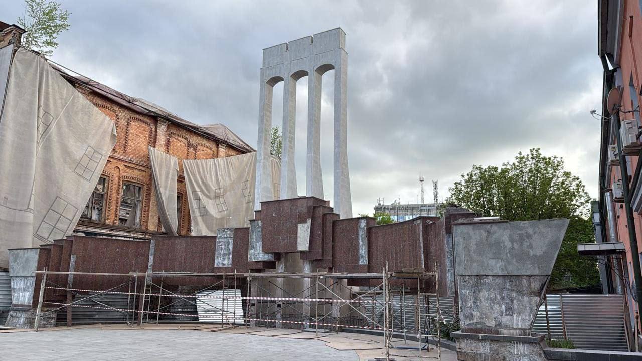 Во Владикавказе реставрируют мемориал «Осетия — ратная слава»