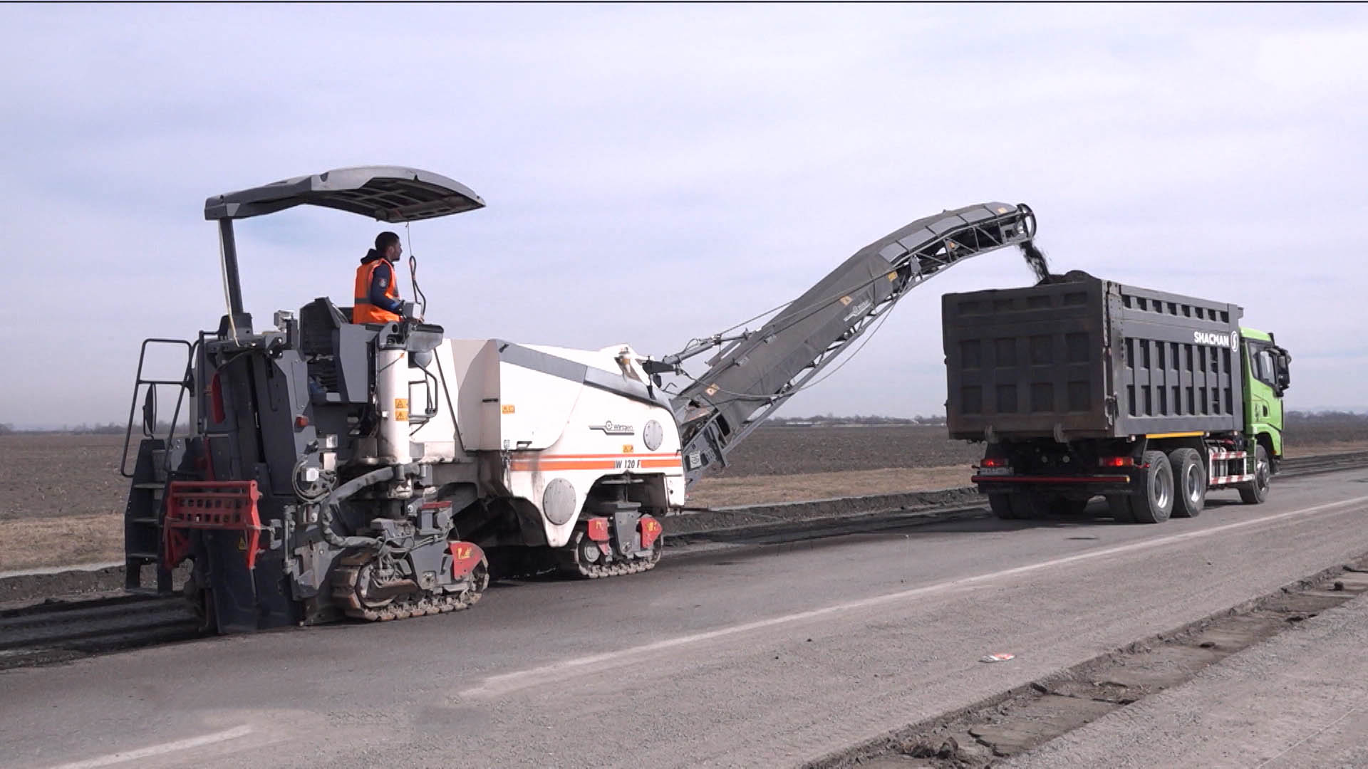 Более 200 млн рублей направят в этом году на благоустройство и приведение в нормативное состояние дорог Алагира