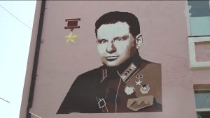 Советон Цæдисы Хъæбатыр Остъаты Алексейы нывы хуыз саив кодта Дзæуджыхъæуы 25-æм скъолайы æддаг бакаст