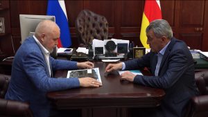 Сергей Меняйло обсудил вопросы развития топливно-энергетического комплекса Северной Осетии с министром энергетики России Сергеем Цивилевым