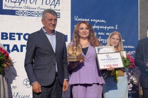 Абсолютным победителем республиканского конкурса «Педагог года» стала директор Северо-Осетинского педагогического колледжа Анжелика Вареница