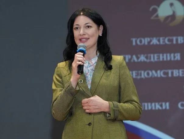 Более 3 тысяч выпускников Северной Осетии сегодня получают аттестаты